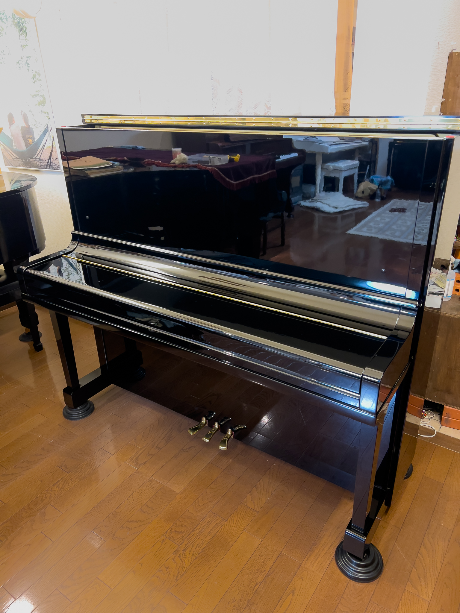 YAMAHA U30Bl